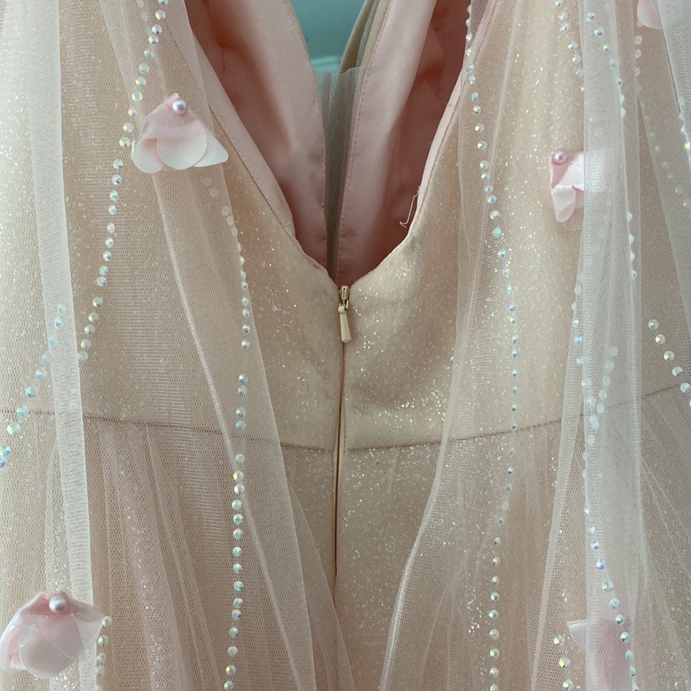Formal gown/dress - Picture 16 of 16